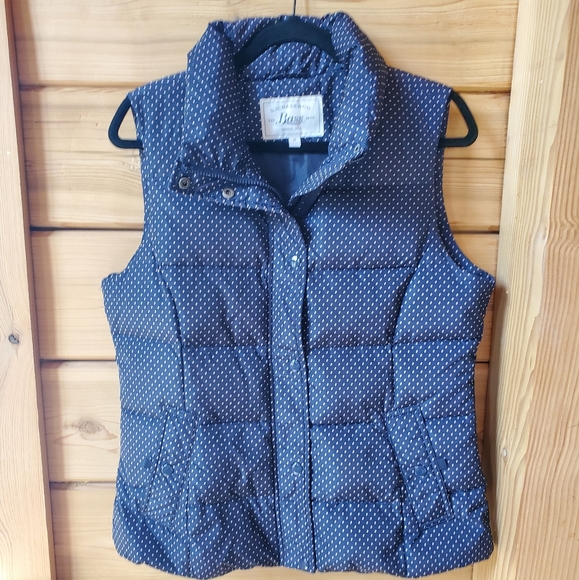 G.H. Bass & Co. Jackets & Blazers - G.H. Bass & Co Navy Polka Dot Puffer Vest SZ M